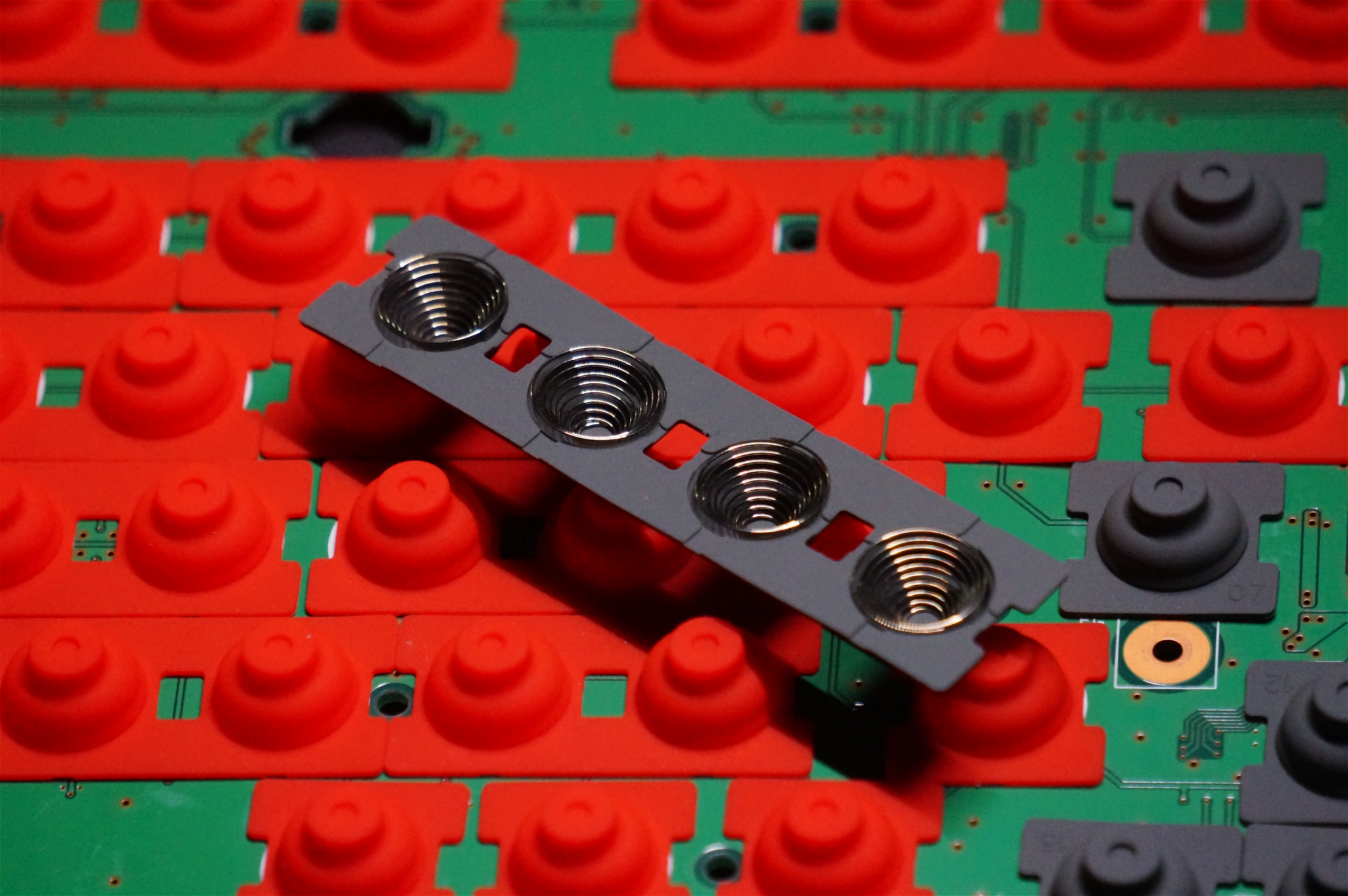 MetaKeebs EC Domes (88 pcs per pack) £25.00