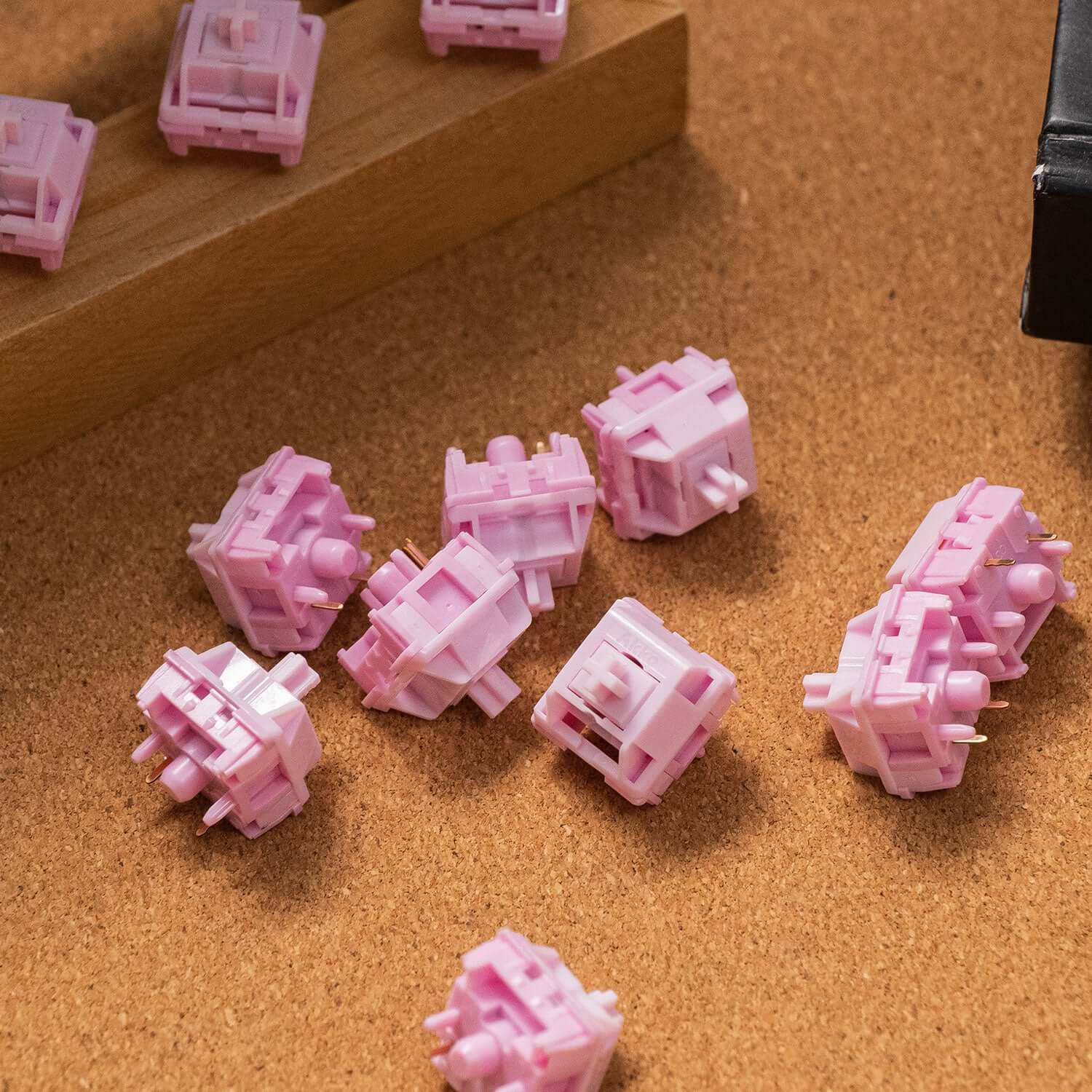 Akko Stellar Rose Linear Switches (10 pack) £3.00