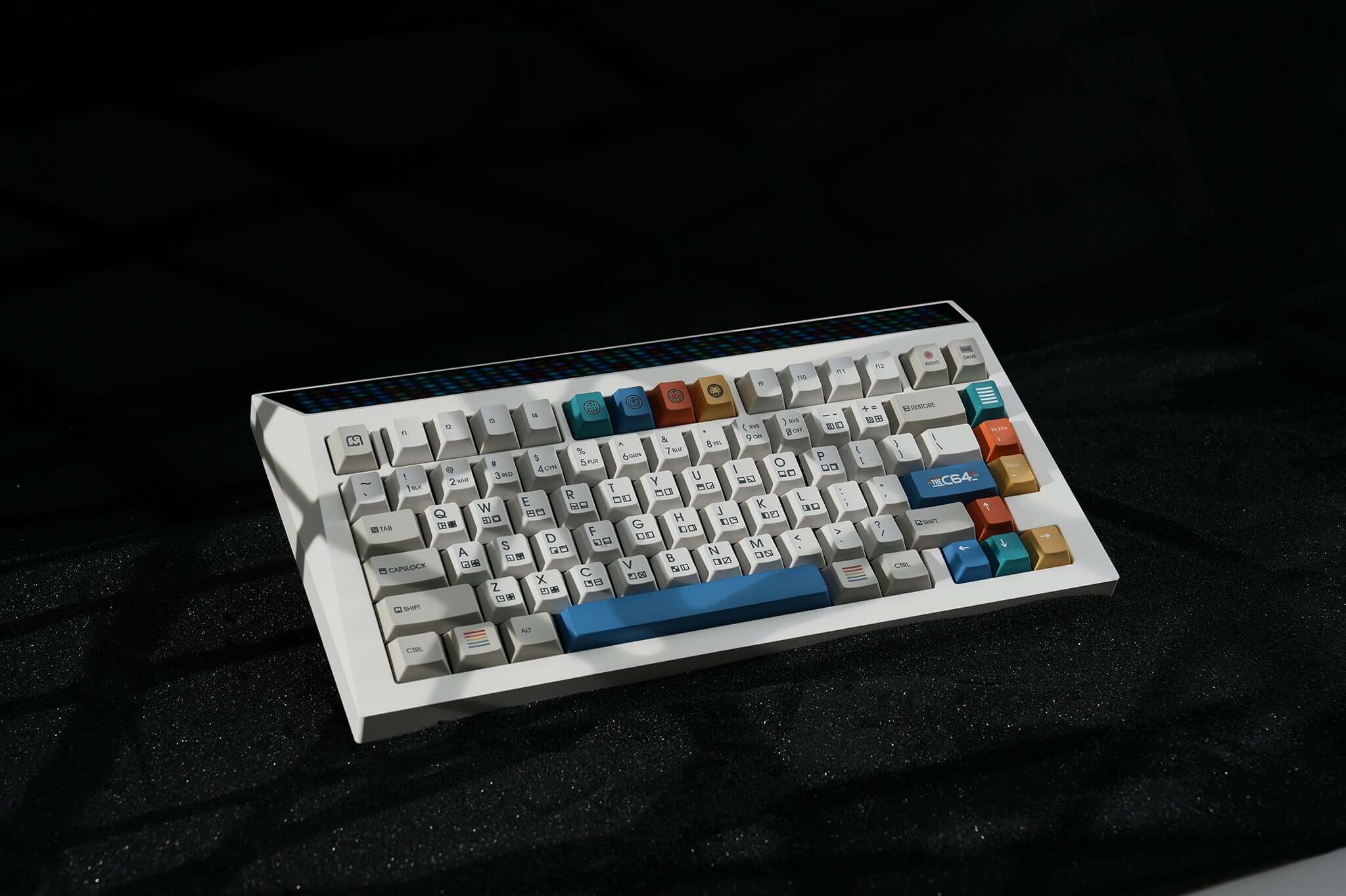 Vividkey x Eleworks Retro C64 Keycaps