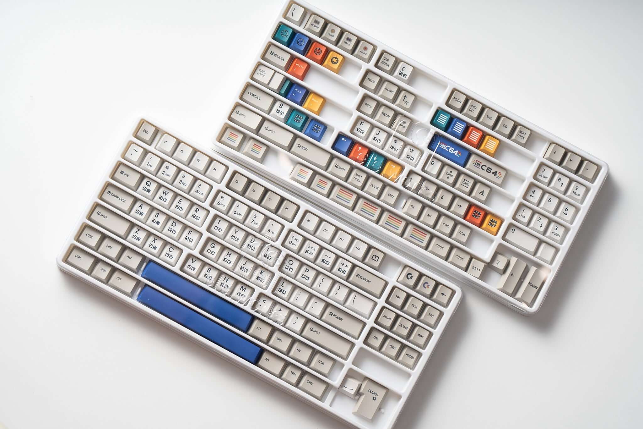 Vividkey x Eleworks Retro C64 Keycaps