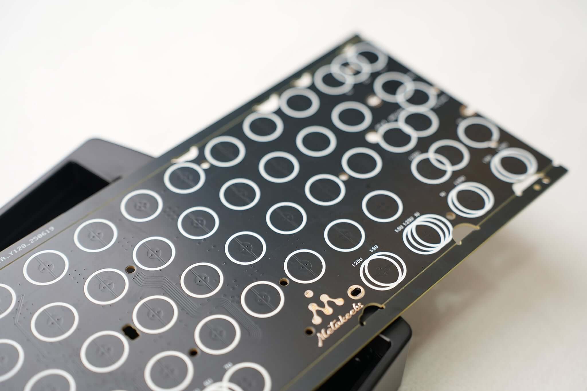 Group Buy: Metakeebs Universal 60% EC PCB